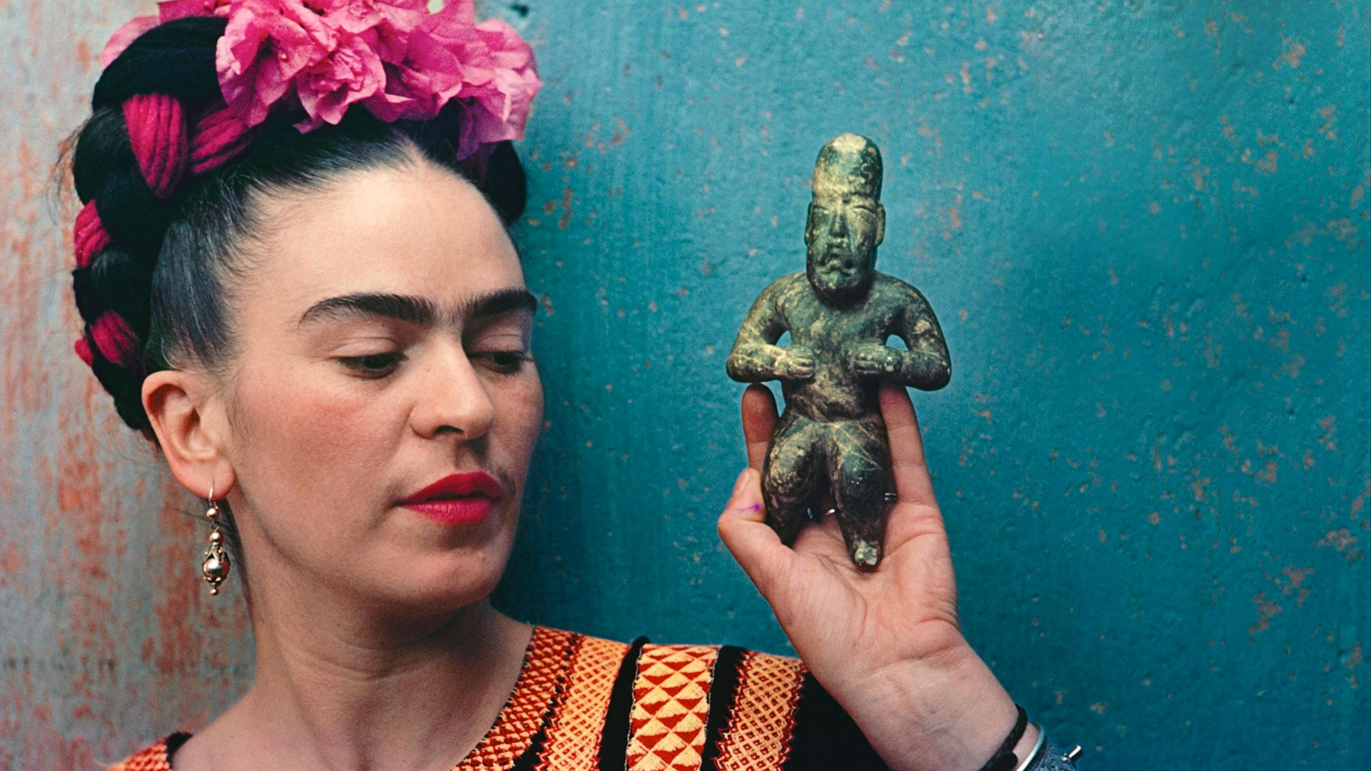 Frida Kahlo, the charm of celebrity dolls