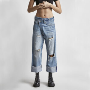 Abbozzala: pantalone oversize in jeans