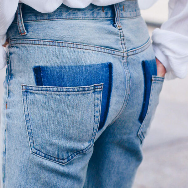 Quattrino: jeans con tasche dislocate