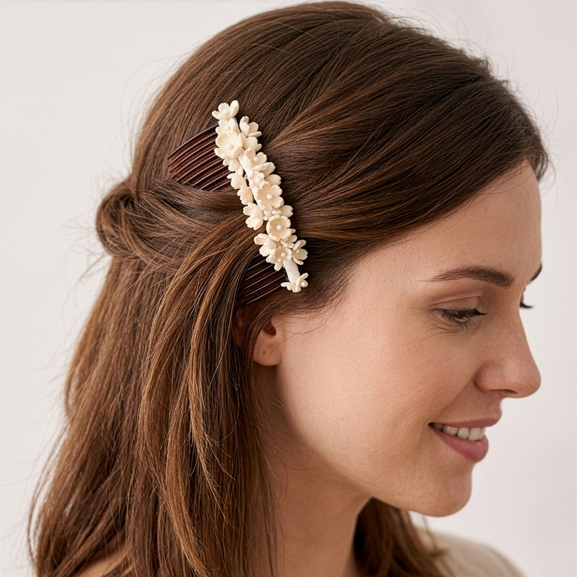 Acconciatura floreale per sposa - Simonetta