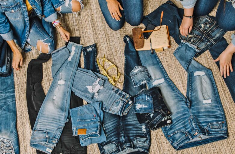 Come vendere jeans usati online?