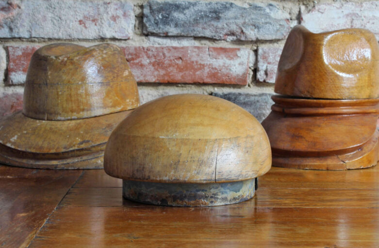 Forma per cappelli: un lavoro artigianale d'altri tempi