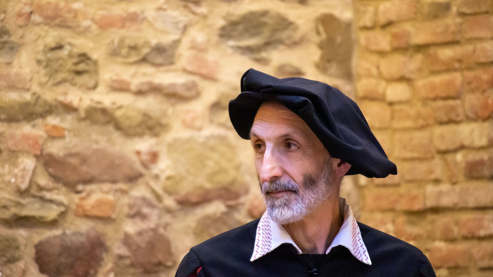 Scannagallo: presentazione nuovi abiti storici