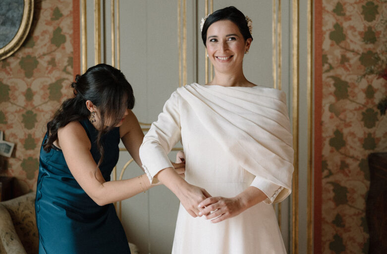 Abito da cerimonia nuziale: differenze con l'abito da sposa