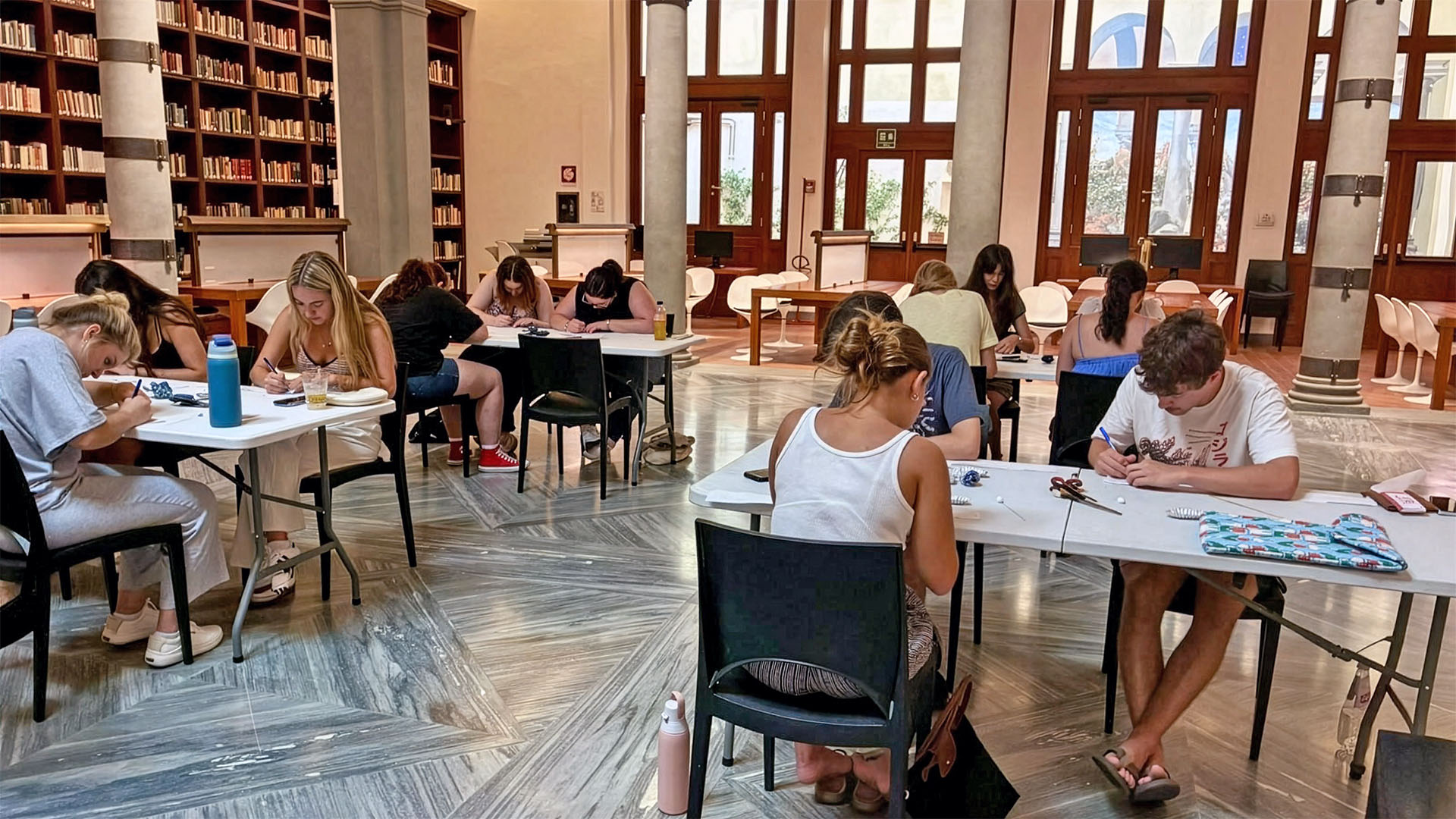 Workshop di Upcycling a Firenze: da un lenzuolo nasce un fiore